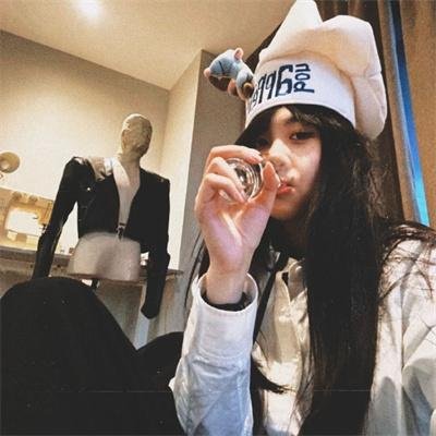 小鱼莉莉